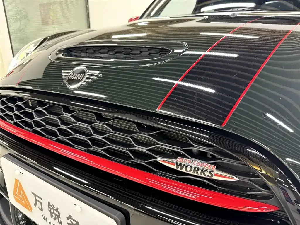 MINI JCW (John Cooper Works) — фото 10