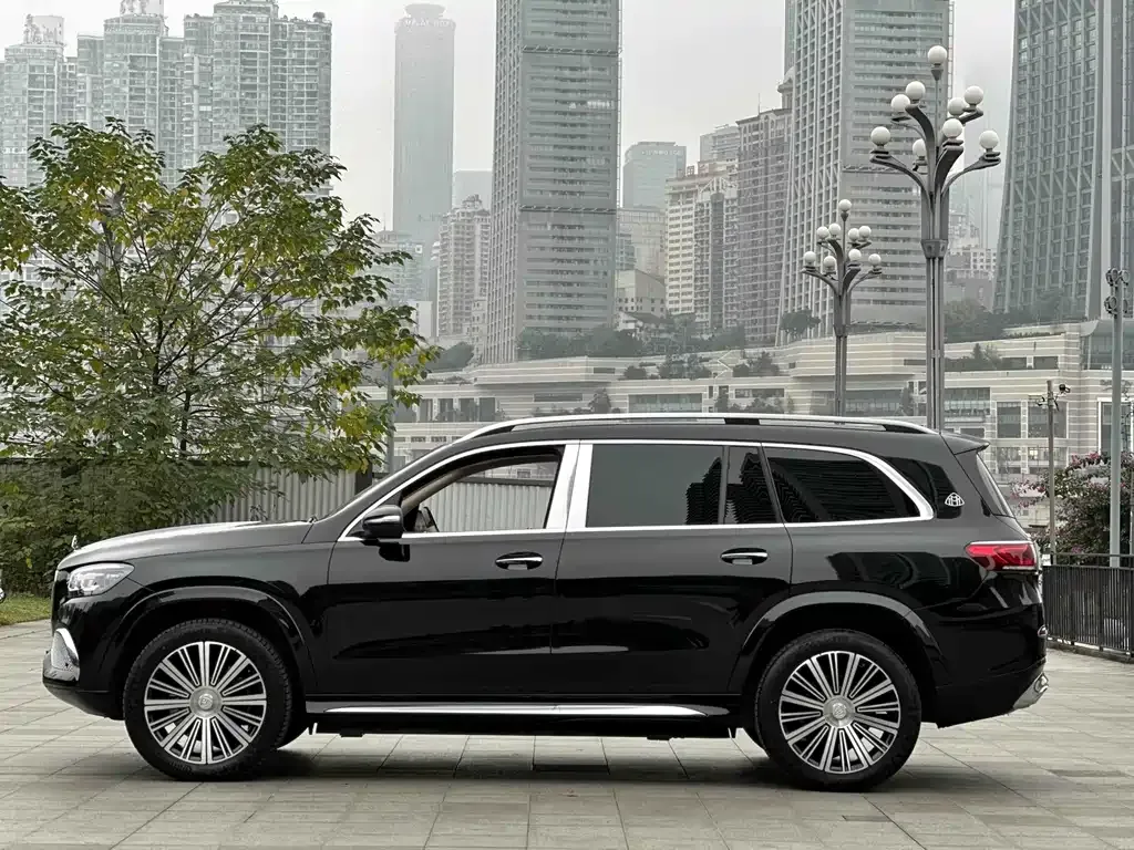 Mercedes-Benz GLS — фото 8