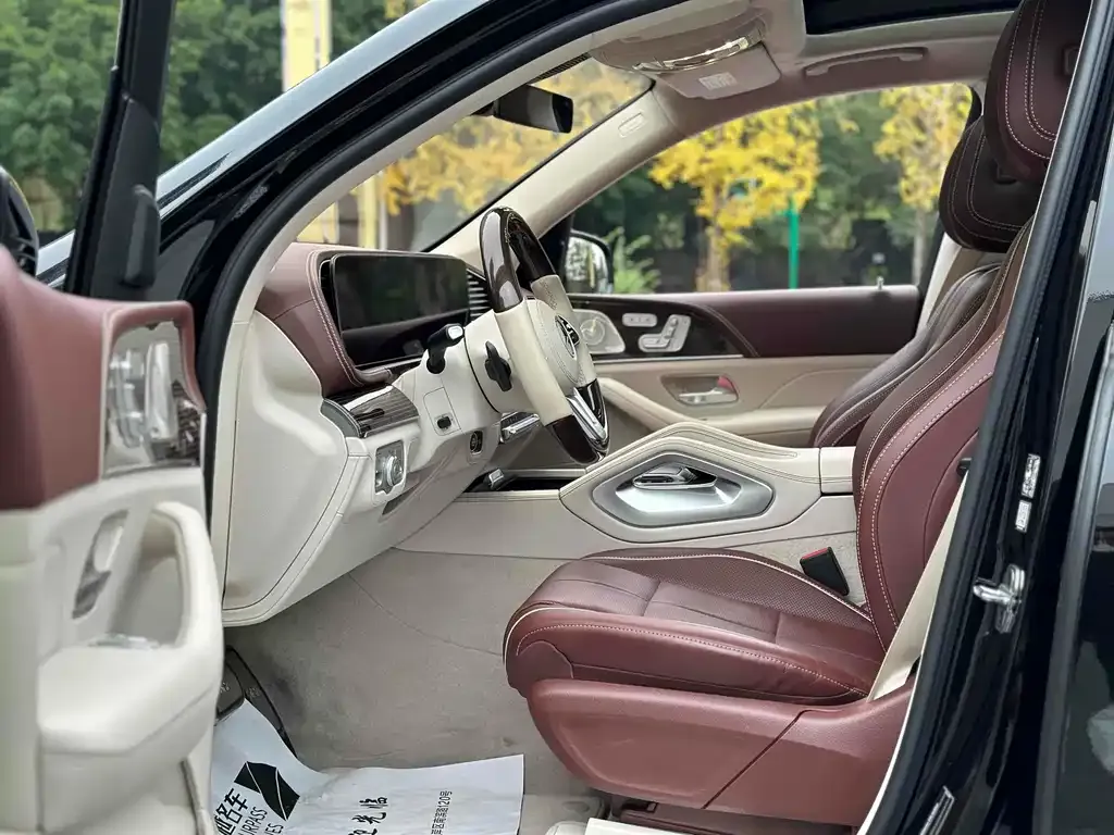 Mercedes-Benz GLS — фото 5
