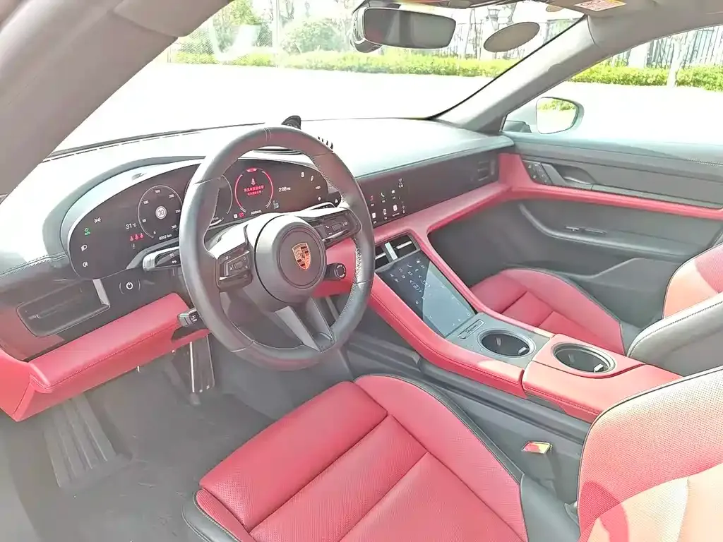 Porsche Taycan — фото 2