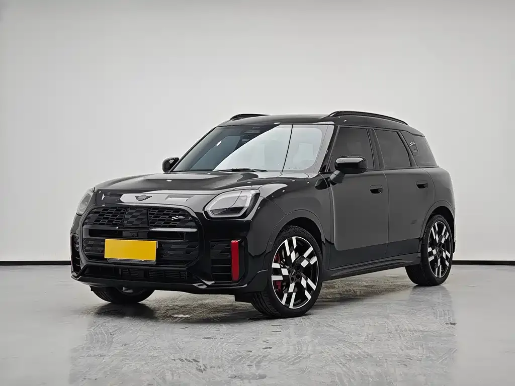 MINI Countryman JCW — фото 1