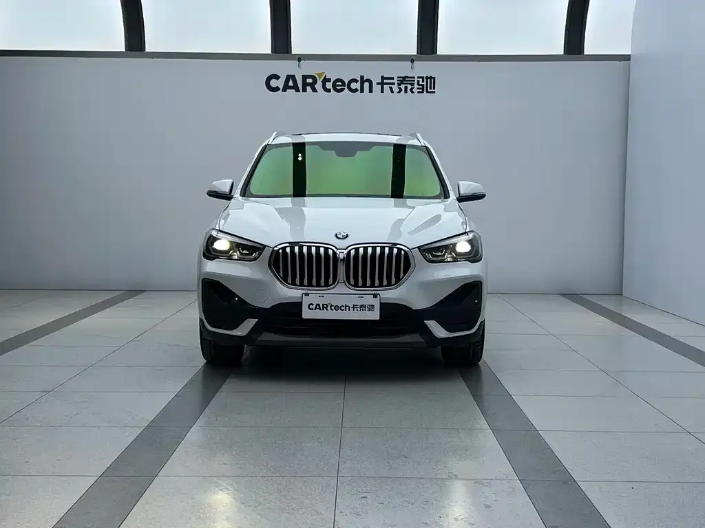 BMW X1 — фото 6
