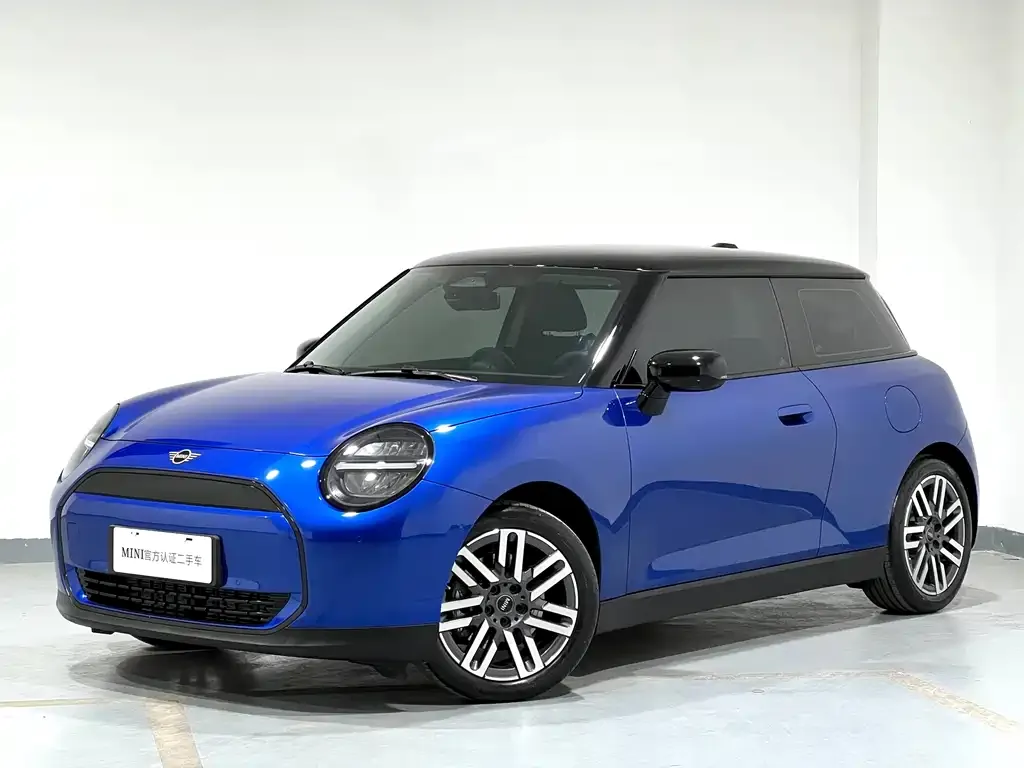MINI Cooper EV — фото 1