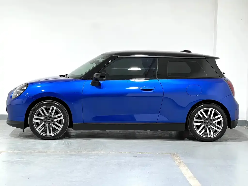 MINI Cooper EV — фото 10
