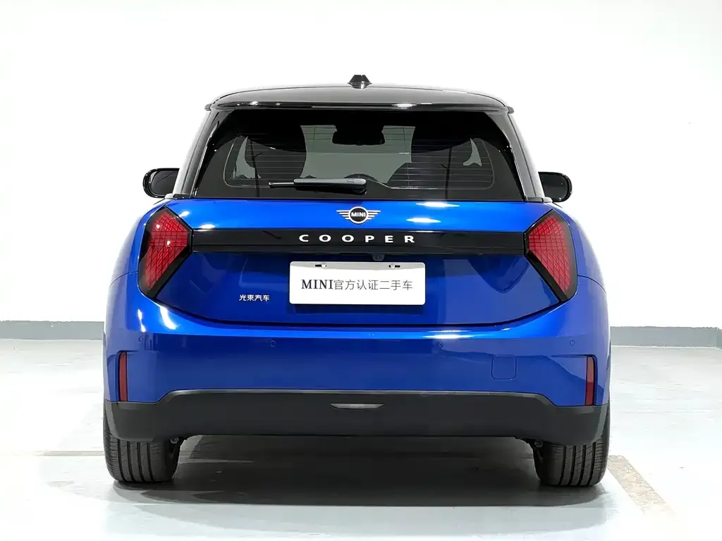 MINI Cooper EV — фото 6