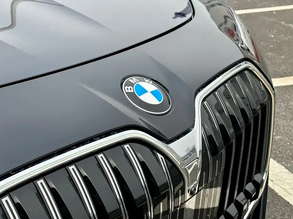 BMW 7 Series — фото 3