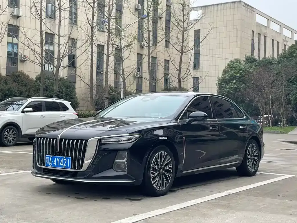 Hongqi H5 — фото 3
