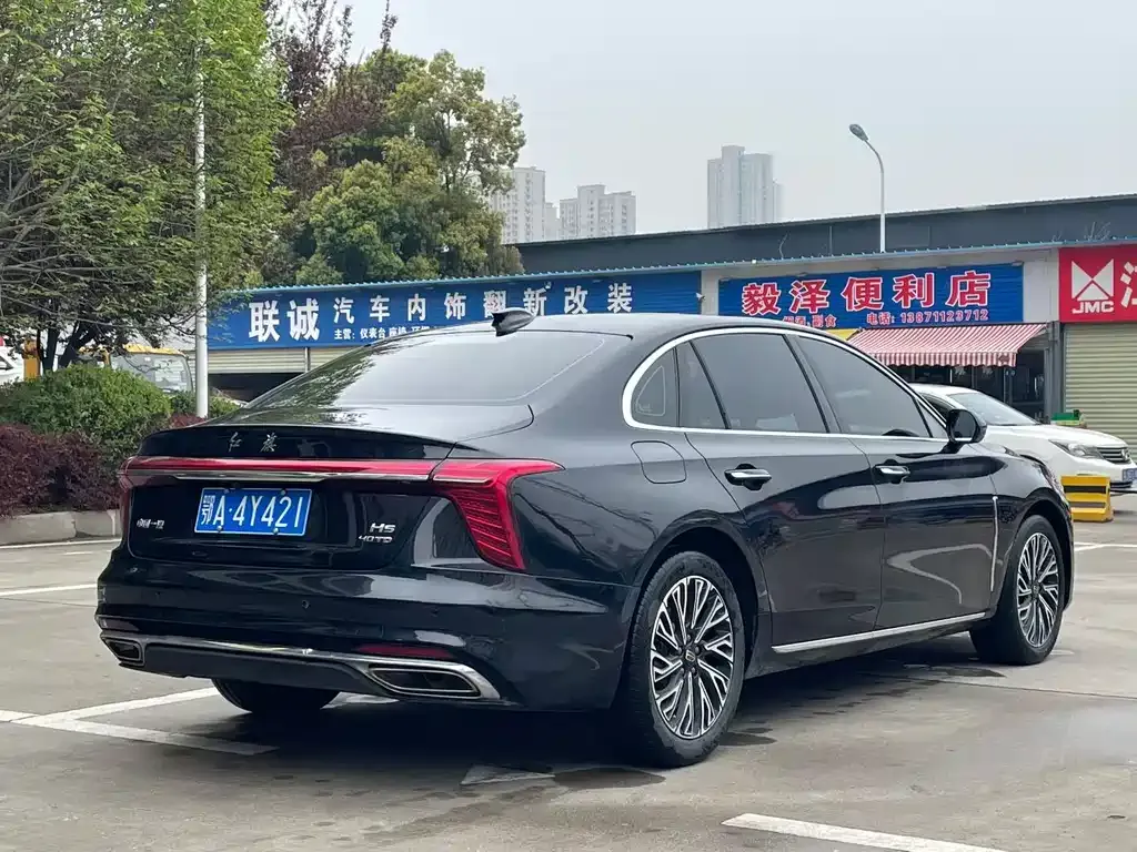 Hongqi H5 — фото 7