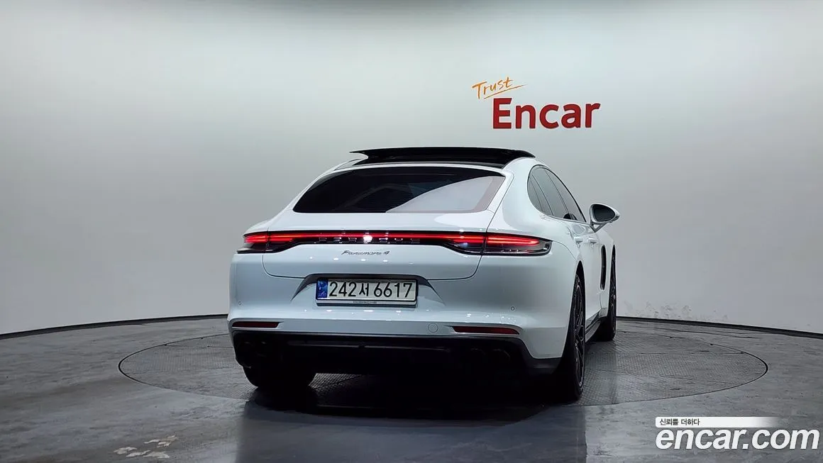 Porsche Panamera — фото 6