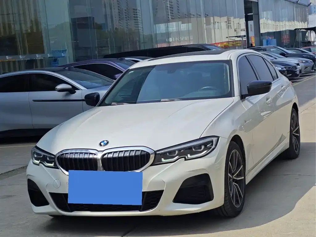 BMW 3 Series — фото 1