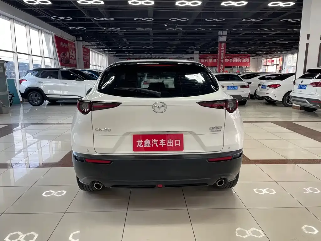 Mazda CX-30 — фото 9