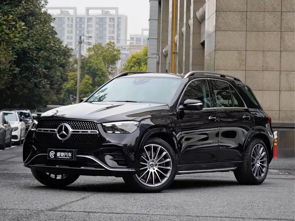 Mercedes-Benz GLE — фото 1