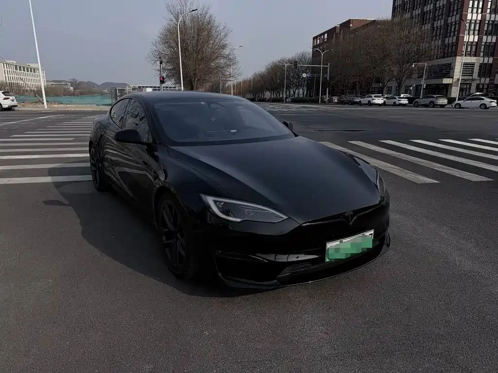 Tesla Model S — фото 5