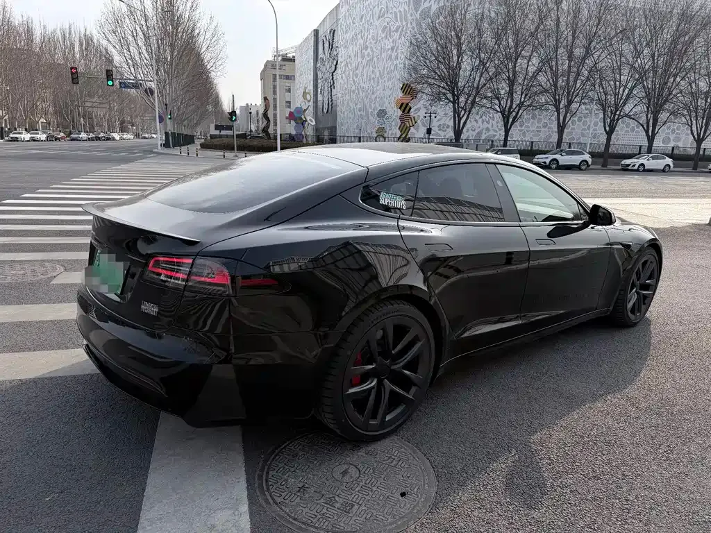Tesla Model S — фото 9
