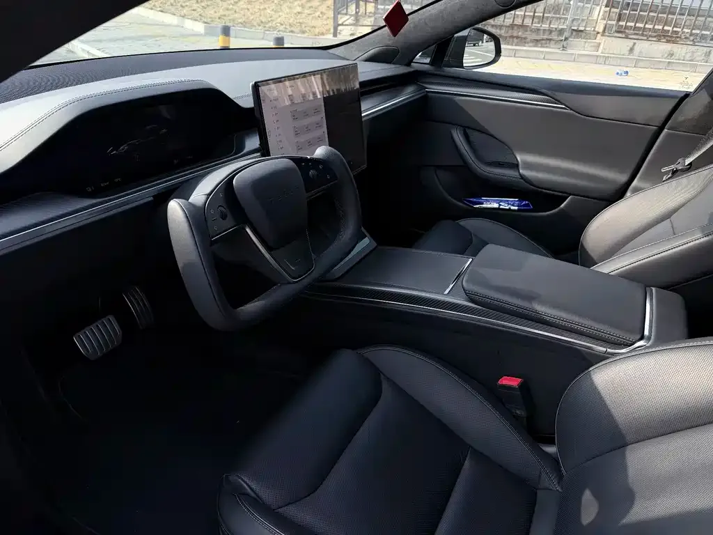 Tesla Model S — фото 7