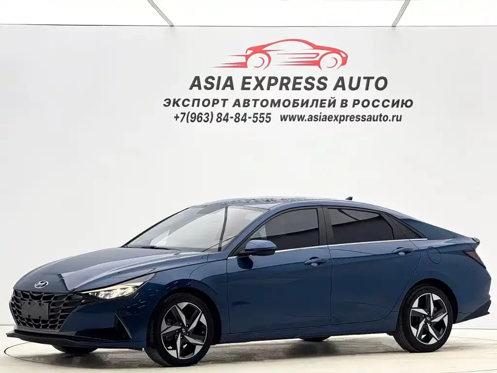 Hyundai Elantra — фото 1