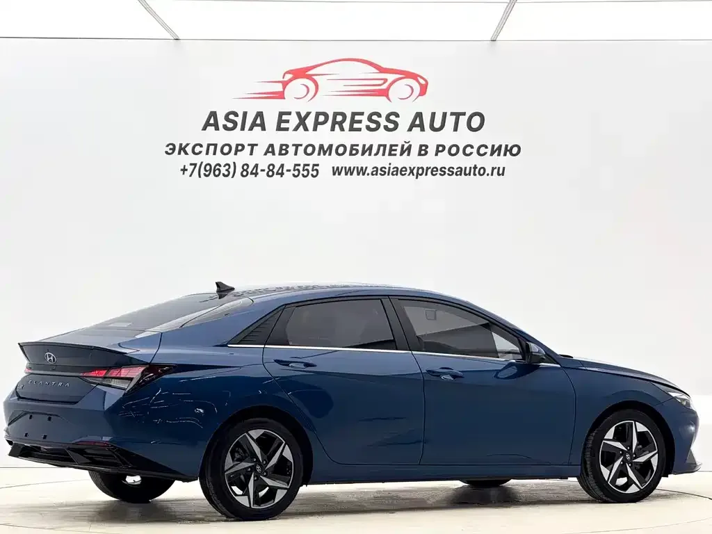 Hyundai Elantra — фото 5