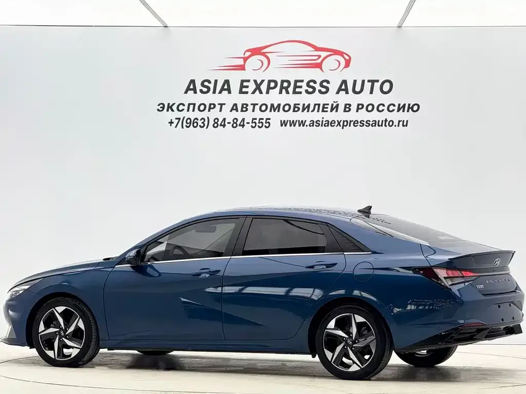 Hyundai Elantra — фото 3