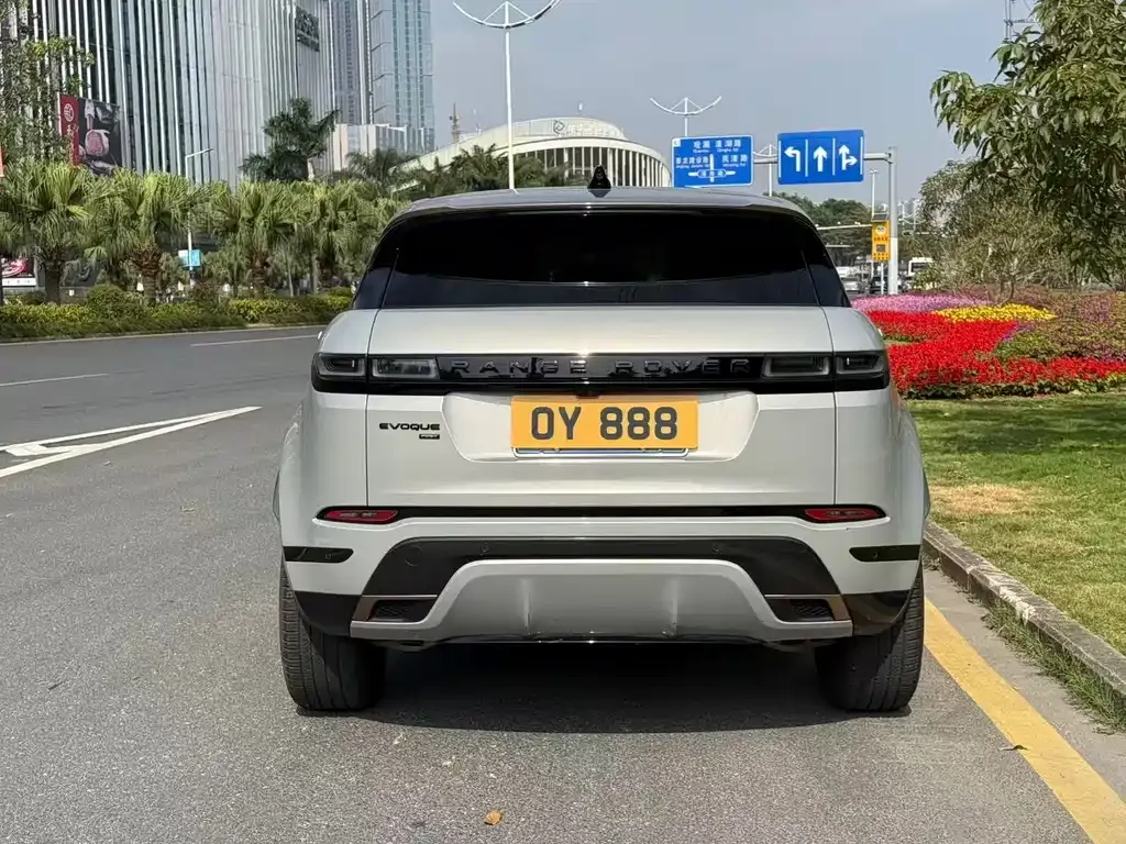 Land Rover Evoque — фото 10