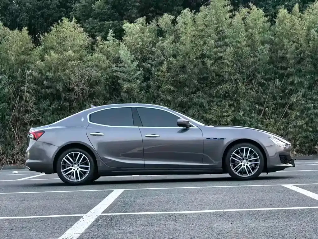 Maserati Ghibli — фото 8