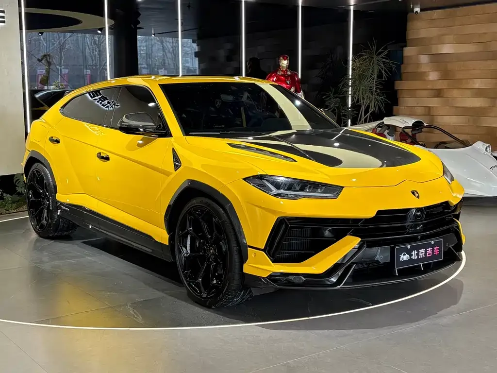 Lamborghini Urus — фото 4