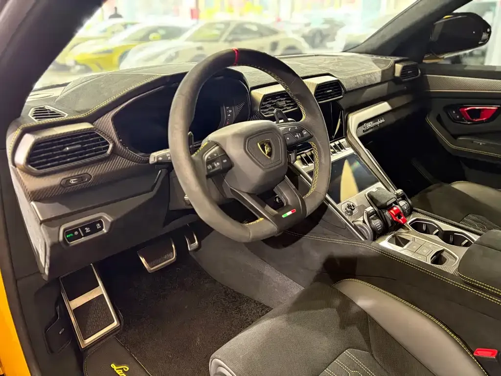 Lamborghini Urus — фото 5
