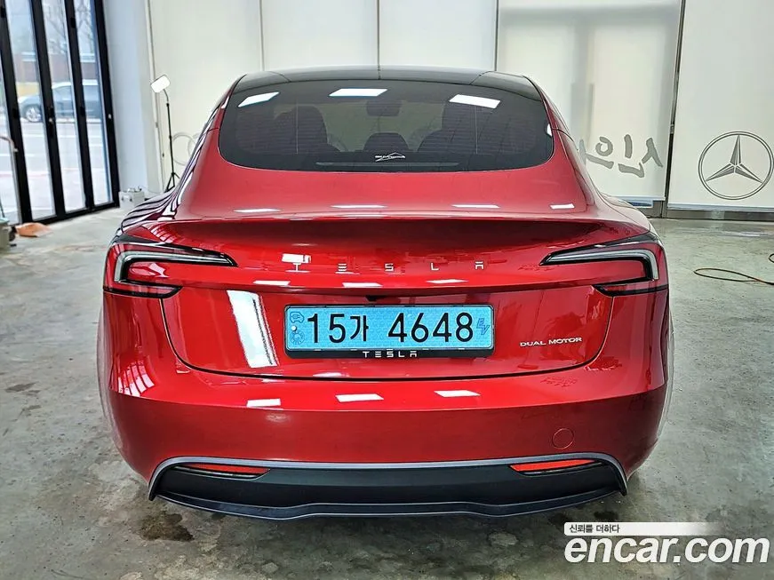 Tesla Model 3 — фото 3