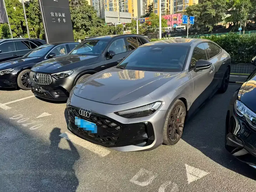 Audi A5L Sportback — фото 1