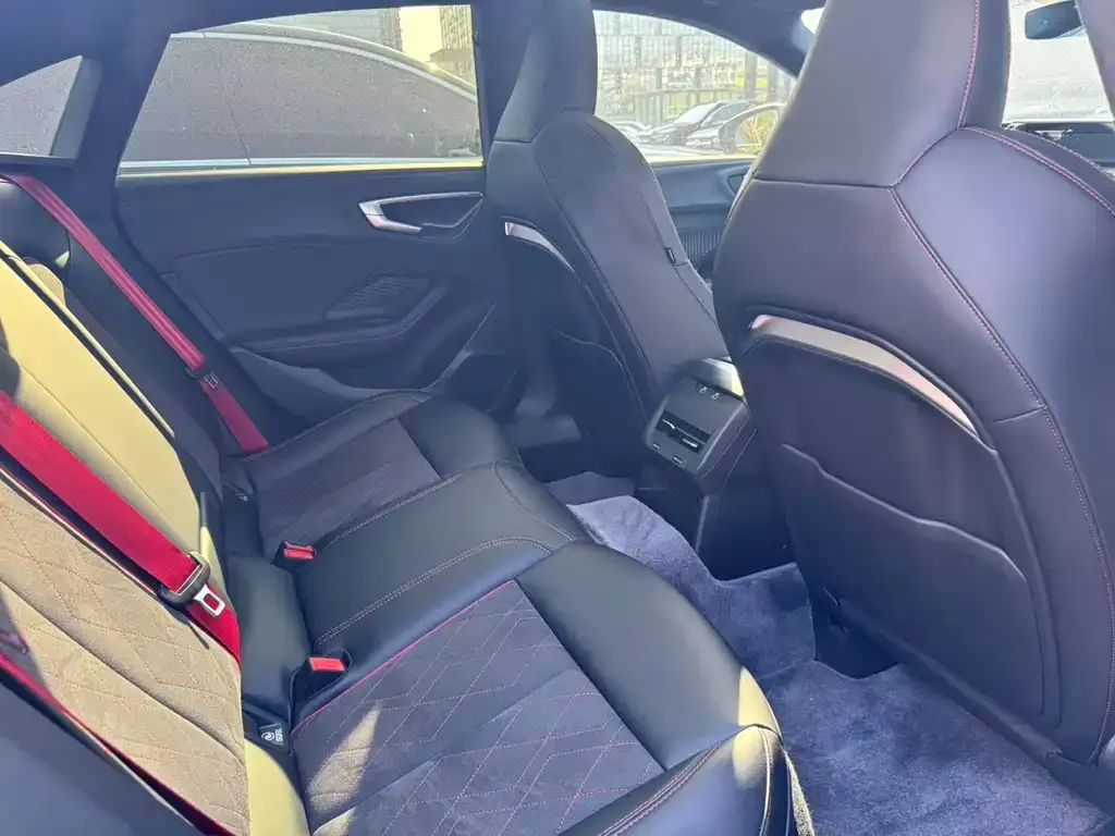Audi A5L Sportback — фото 2