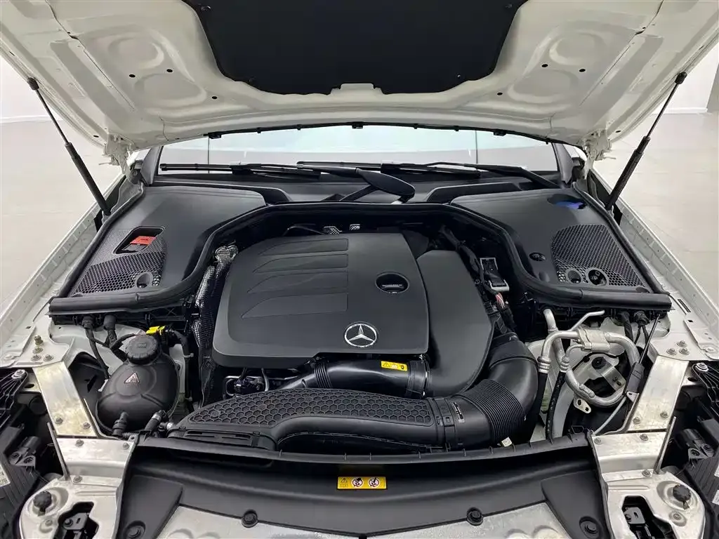 Mercedes-Benz E-Class (Import) — фото 9