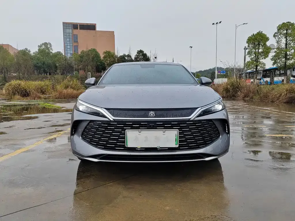 BYD Qin L — фото 8