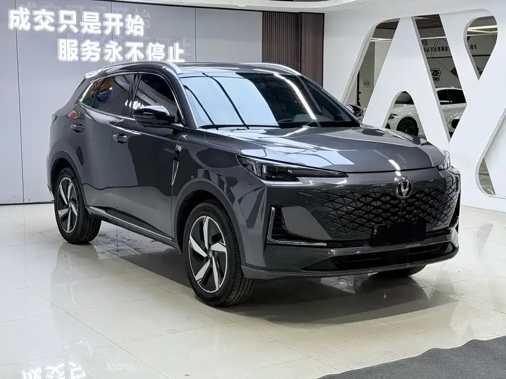 Changan CS55PLUS — фото 1