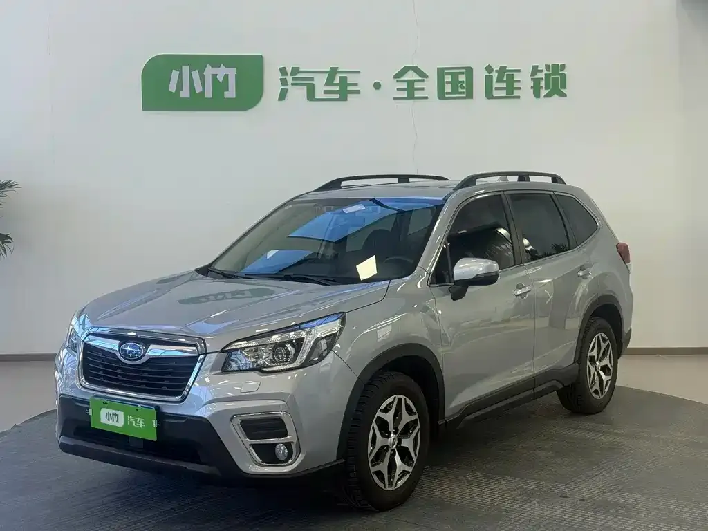 Subaru Forester — фото 1