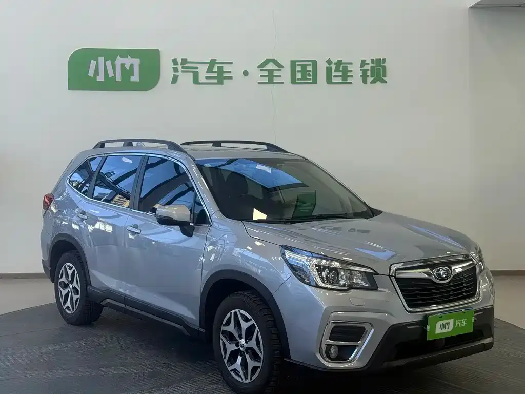 Subaru Forester — фото 9