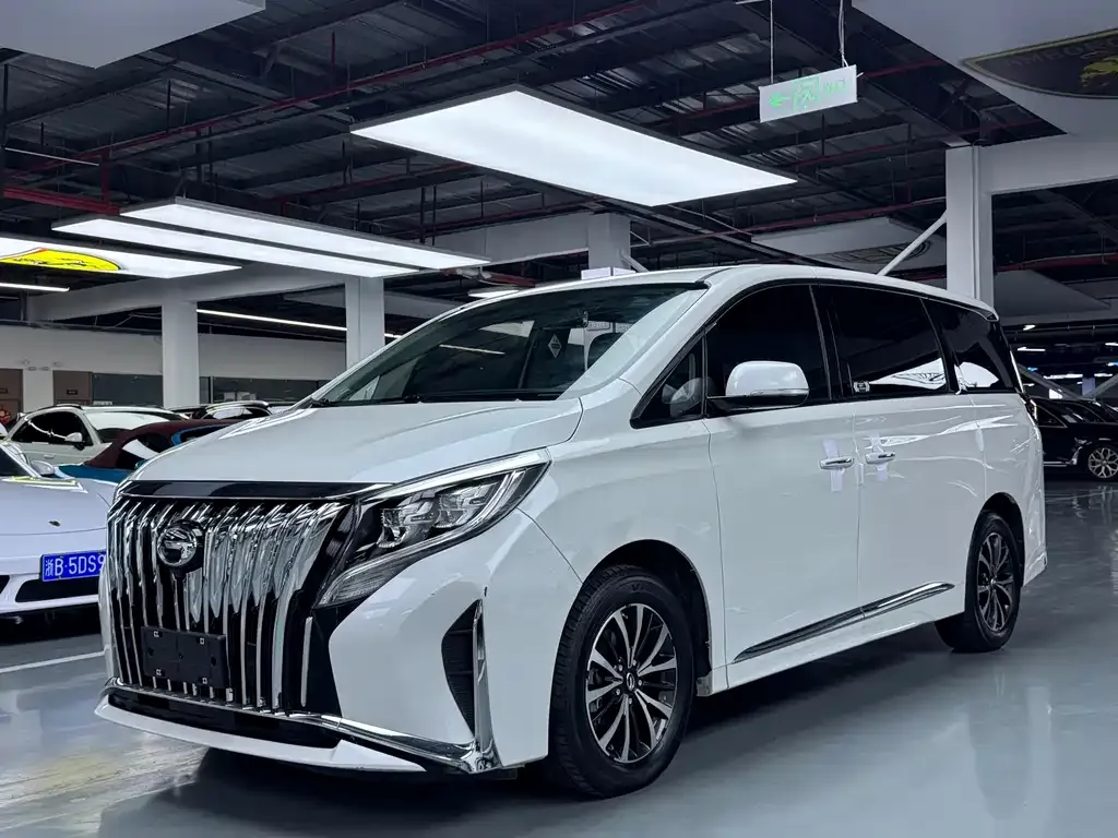 GAC Motor Trumpchi M8 — фото 1