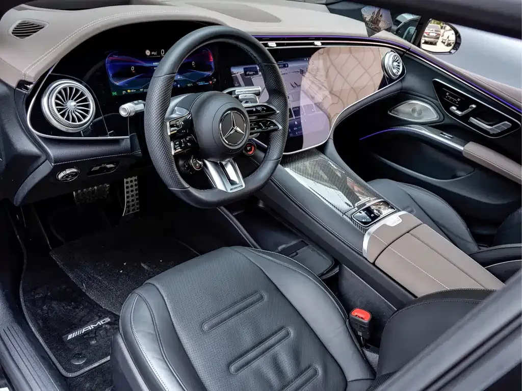 Mercedes-Benz EQS AMG — фото 2