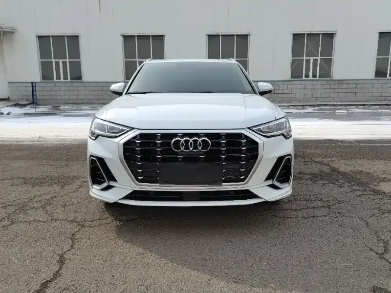 Audi Q3 — фото 5