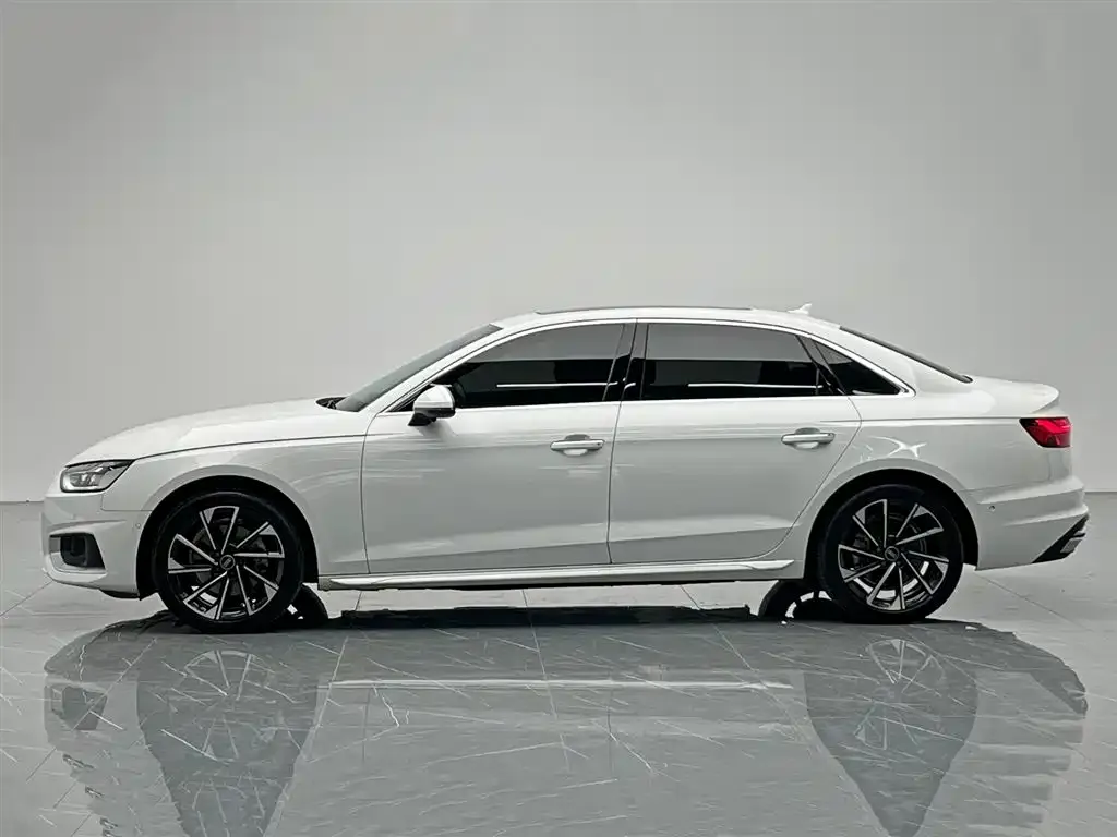 Audi A4L — фото 6