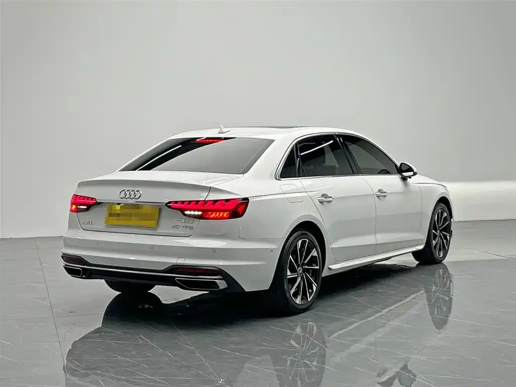 Audi A4L — фото 4