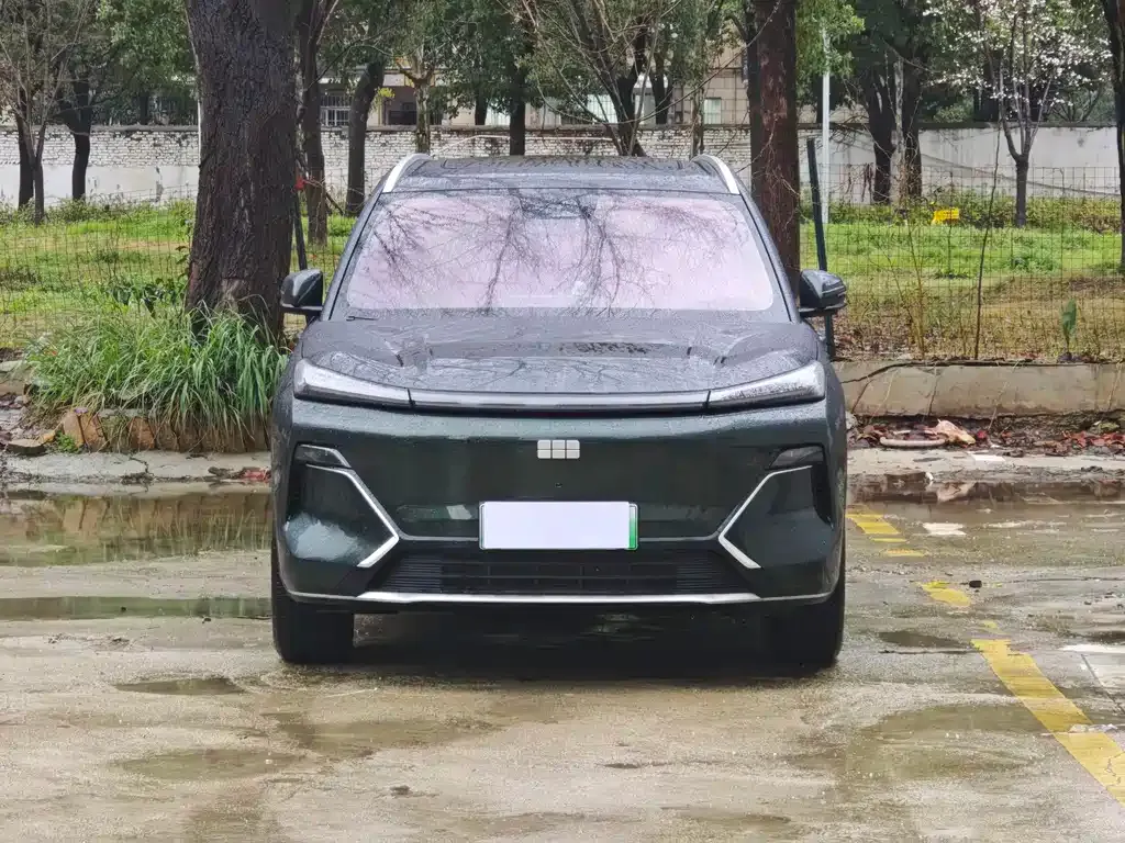 Geely 银河星舰7 — фото 9