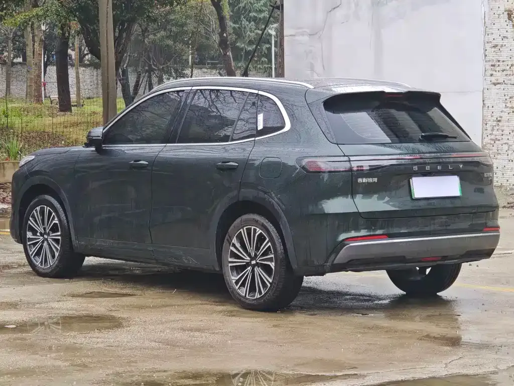 Geely 银河星舰7 — фото 7