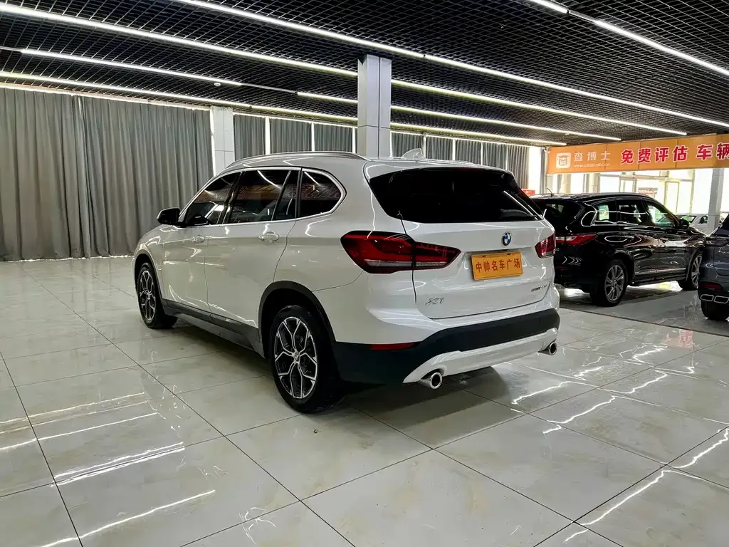 BMW X1 — фото 4