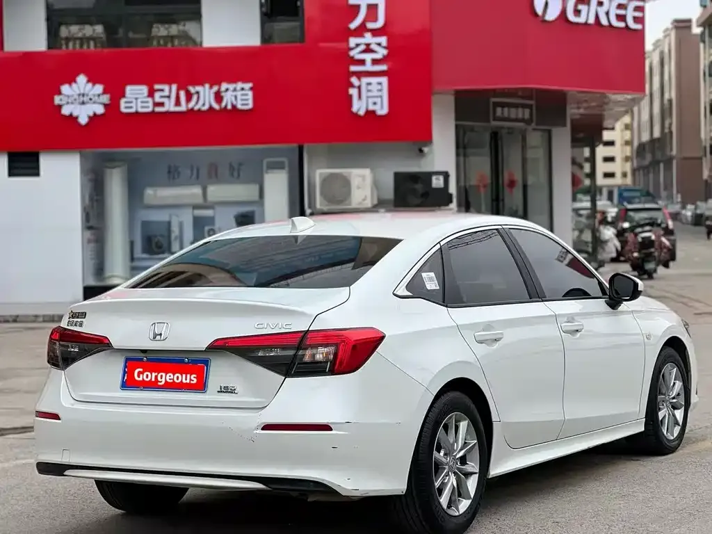 Honda Civic — фото 5