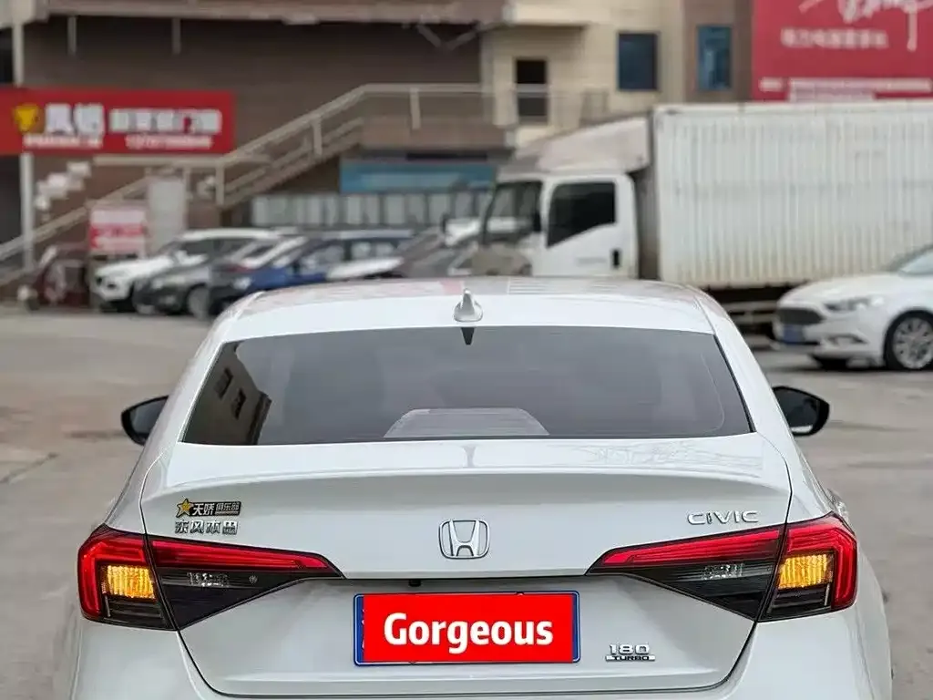 Honda Civic — фото 3