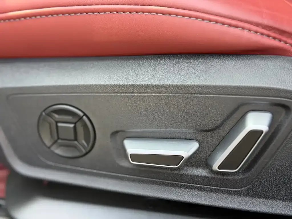 Audi A7L — фото 4