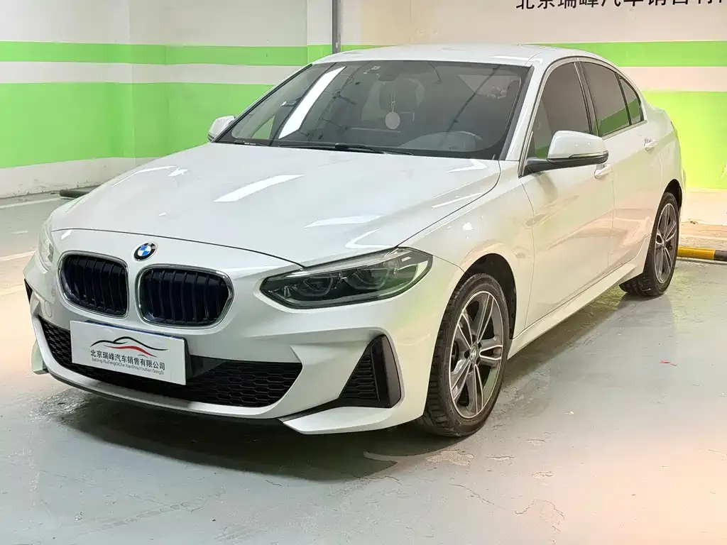 BMW 1 Series — фото 1