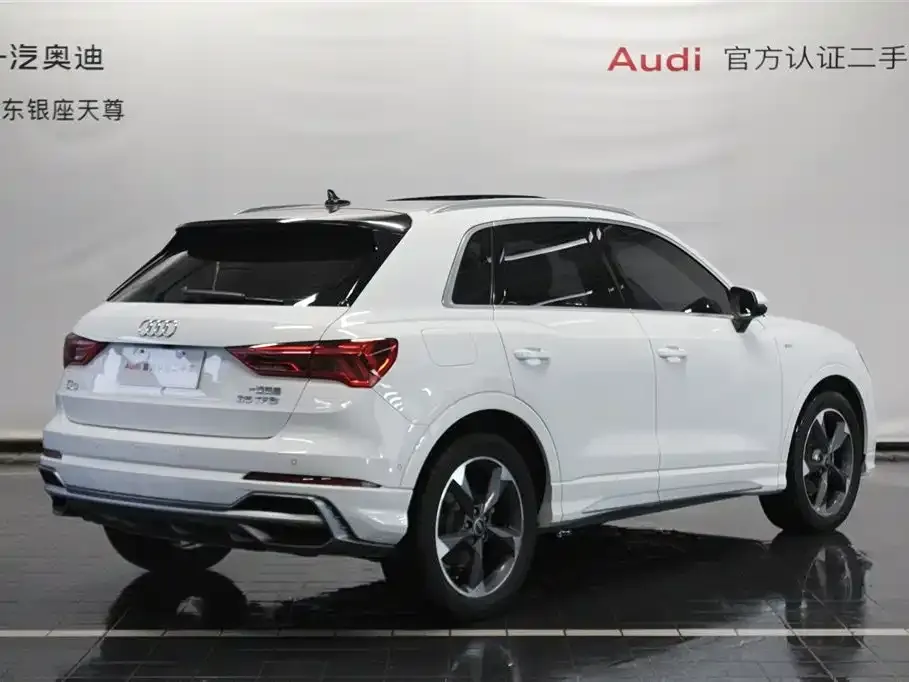 Audi Q3 — фото 9
