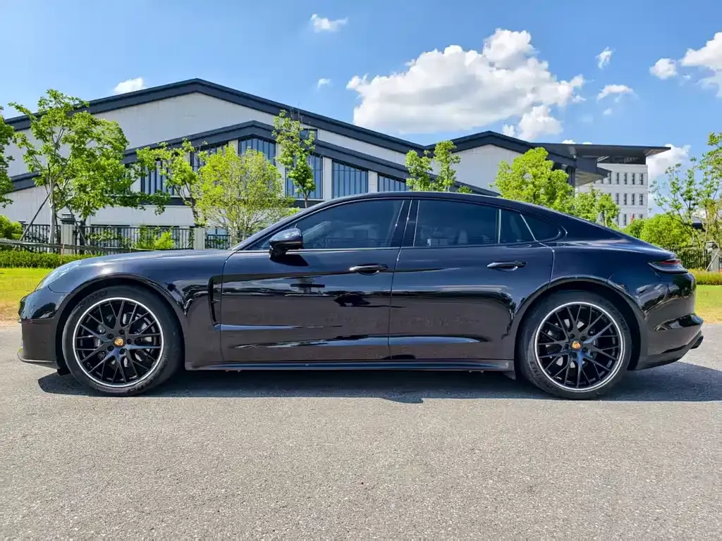 Porsche Panamera — фото 10