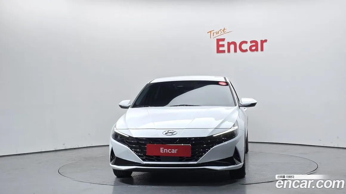 Hyundai AVANTE — фото 3