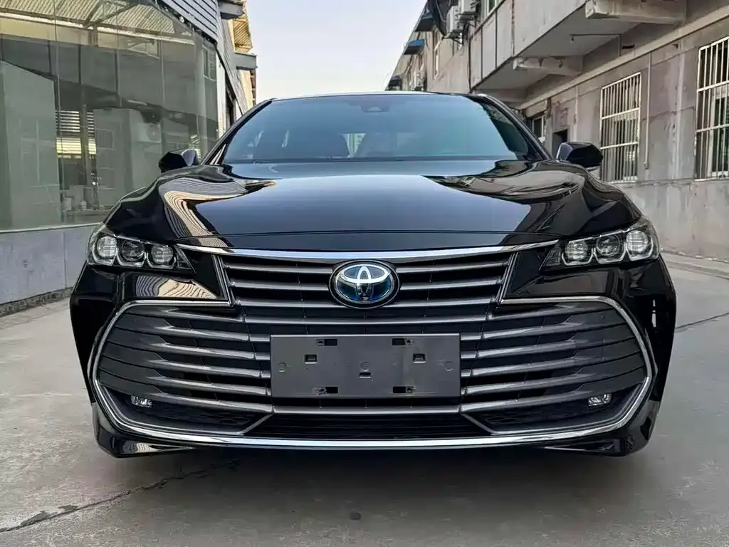 Toyota Avalon — фото 3